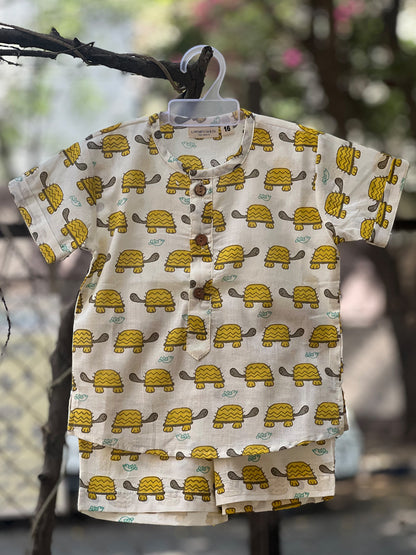 Unisex Co-ord Set – Turtle Print - 103