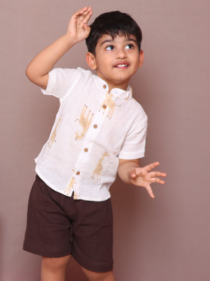 Giraffe Muslin Co-ored Set For Boys - 20